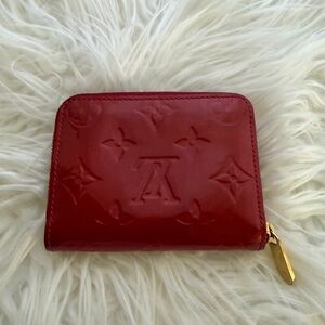 Louis Vuitton Vernis Cherry Red Zipper
Coin Purse